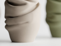 Volo Vase